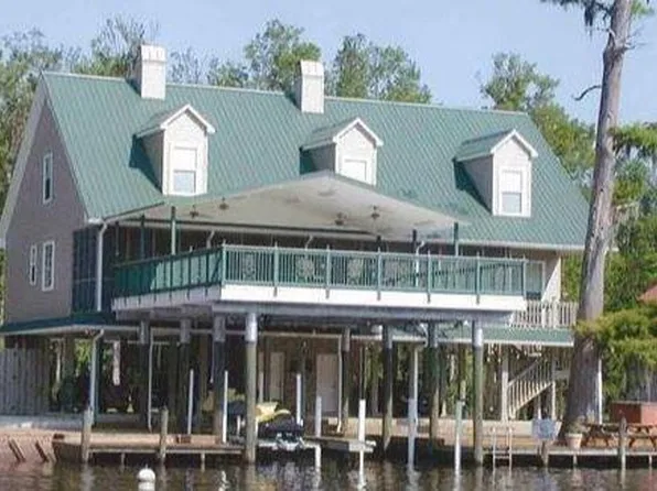 20805 Henry Rd, Springfield, LA 70462