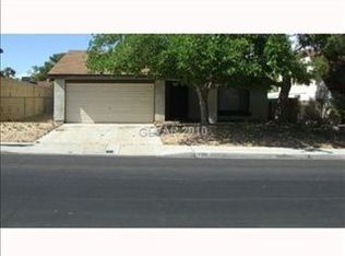 7136 Enterprise Dr, Spring Valley, NV 89147