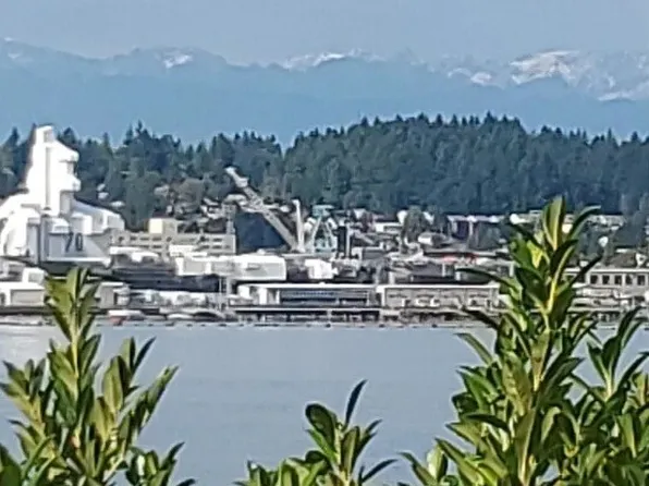 329 Perry Avenue N, Port Orchard, WA 98366