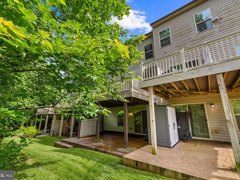 2720 Fredericksburg Rd — Photo 43