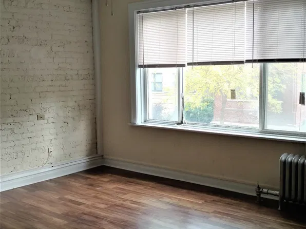 6917 N Lakewood Ave #402, Chicago, IL 60626