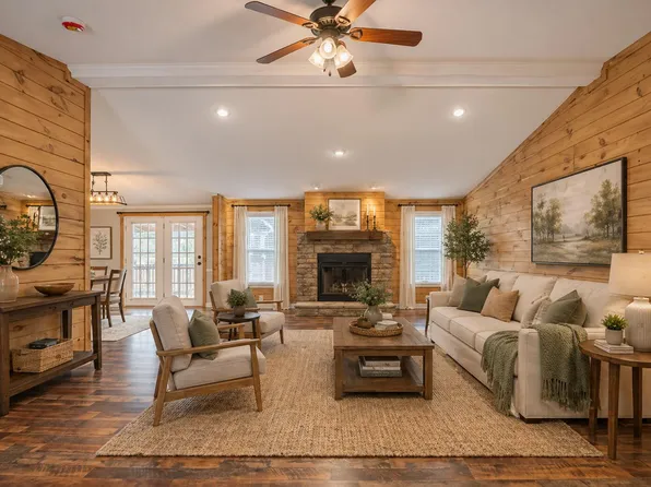 11451 Back Valley Rd, Soddy Daisy, TN 37379
