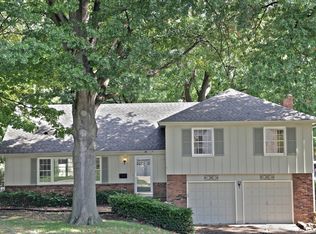9523 Woodson St, Overland Park, KS 66207