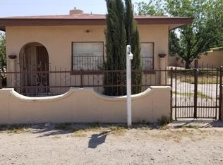 131 NW Davis St, Fabens, TX 79838