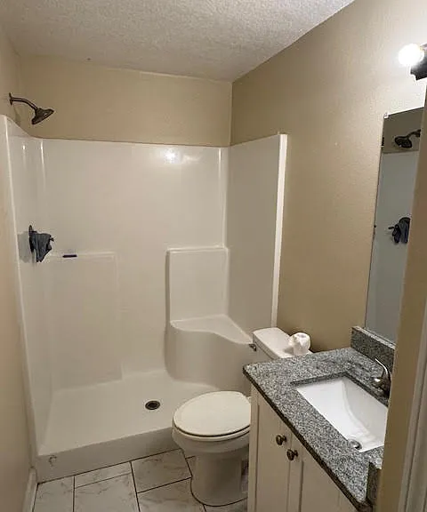 2242 33rd St #B — Photo 7