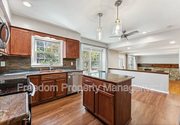 8412 Golden Aspen Ct — Photo 12