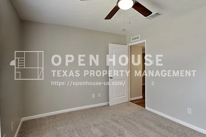 5028 Amhurst Ln — Photo 14