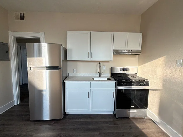 3411 Duvall Ave #B — Photo 11