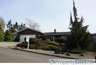1st image of 2443 Lenore Dr