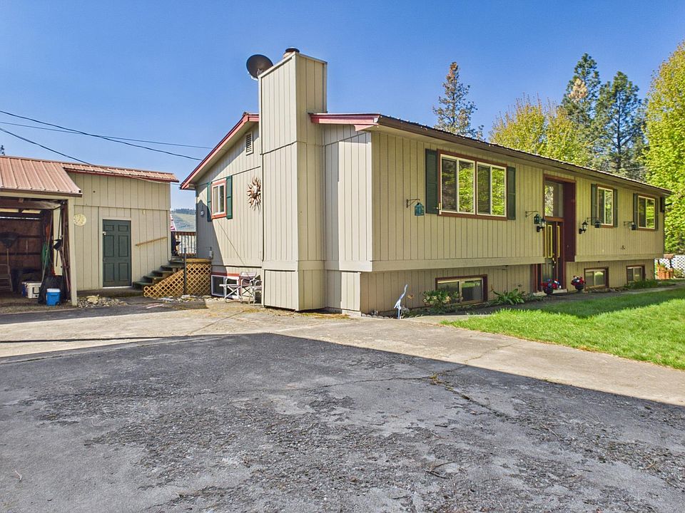 1st image of 29 Pinecone Park Ln
