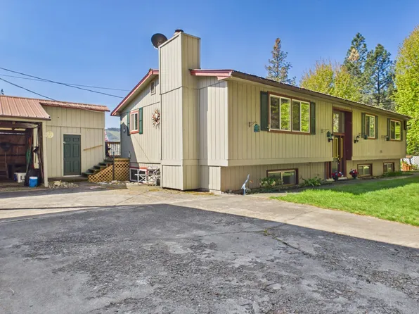 29 Pinecone Park Ln, Orofino, ID 83544
