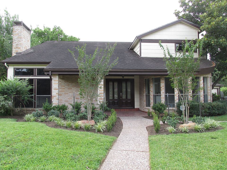 1st image of 3407 Woodstream Pl