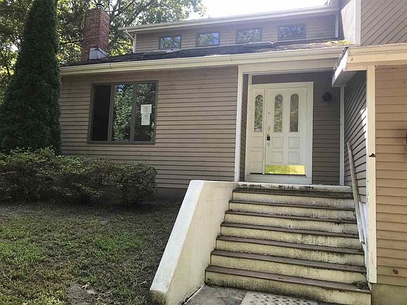 3rd image of 48 N Sunset Dr