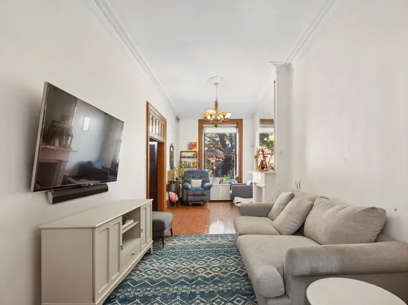 458 West 153rd Street HOUSE image 2 of 21
