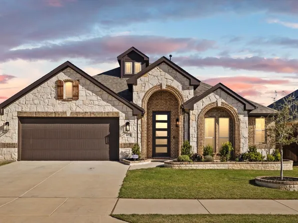 4452 Blue Mist Dr, Fort Worth, TX 76036