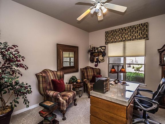 4th image of 2733 E Evans Dr