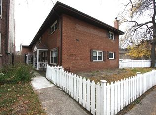 1327 W Columbia Ave, Chicago, IL 60626