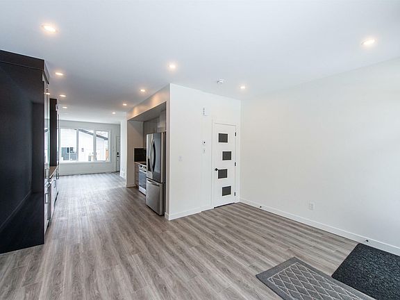 4th image of 9023 92nd St NW
