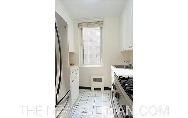 Rented by Douglas Elliman | media 3