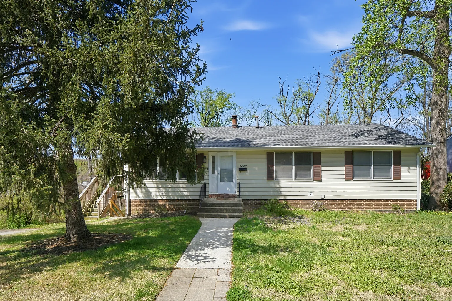 9008 Autoville Dr photo 1