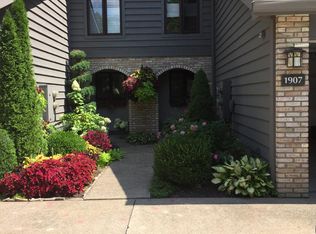 1907 Savannah Pkwy, Westlake, OH 44145