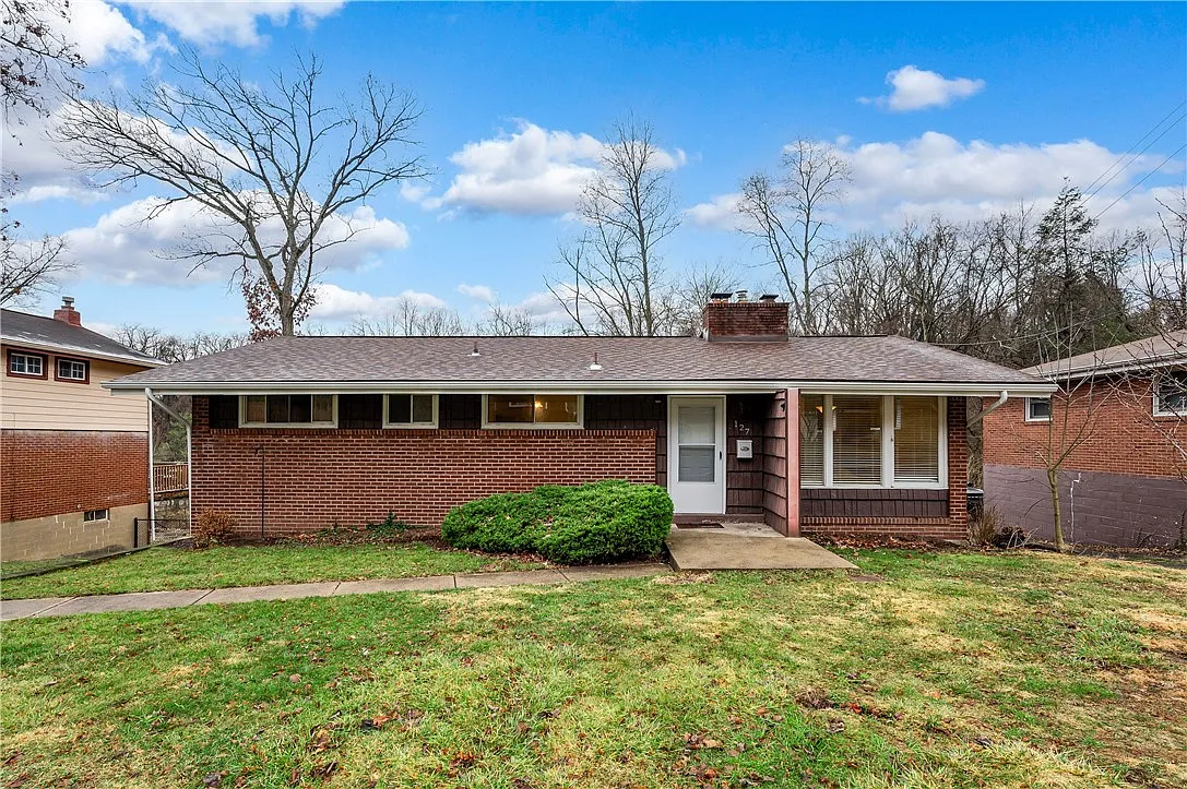 127 Gilmore Dr photo 1