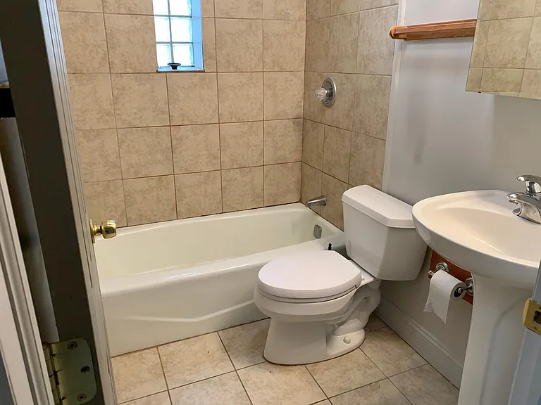 1928 Wallace St #3 — Photo 8