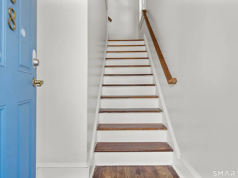 768 Stratford Ave #2 — Photo 3