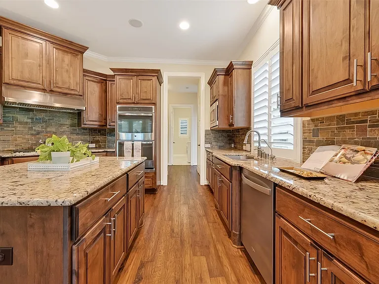 28423 Tall Juniper Hill Dr — Photo 14