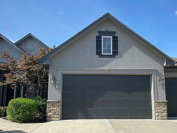 2nd image of 2517 NE Amanda Ln
