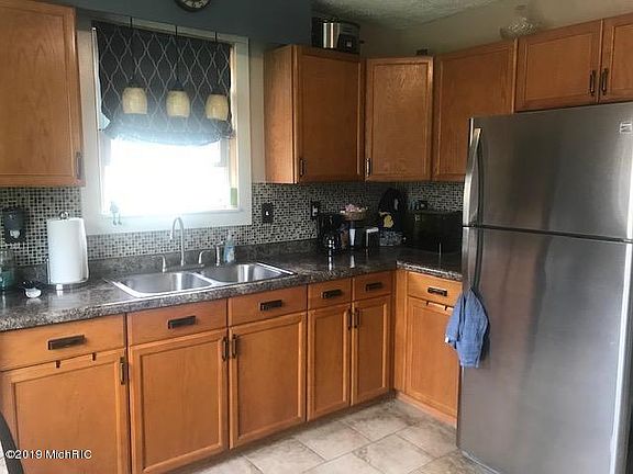 5th image of 2622 Avon Ave SW