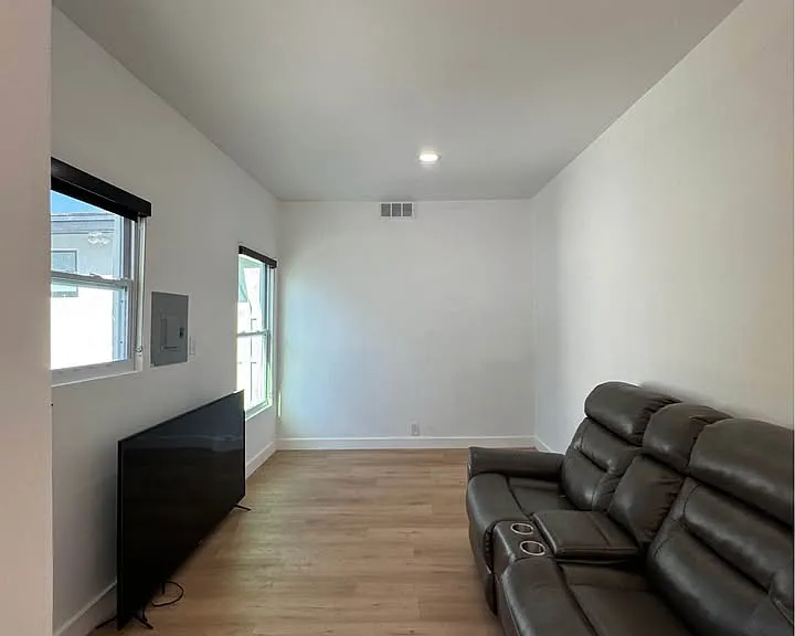 712 Nottingham Blvd #1 — Photo 7