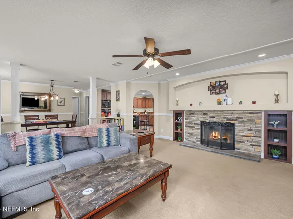 102 ASH Lane, Interlachen, FL 32148