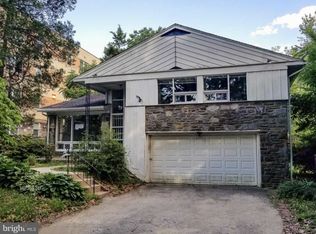 512 E Roumfort Rd, Philadelphia, PA 19119