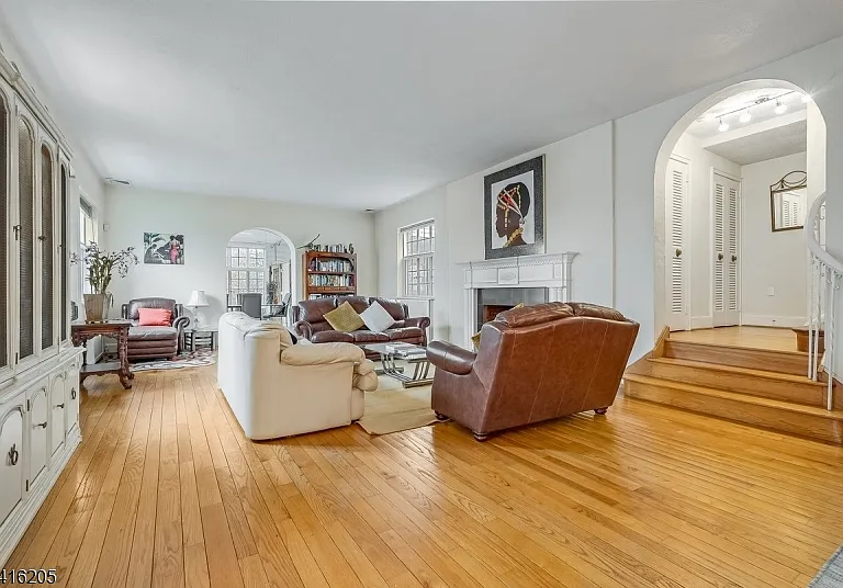 123 Wyoming Ave — Photo 5