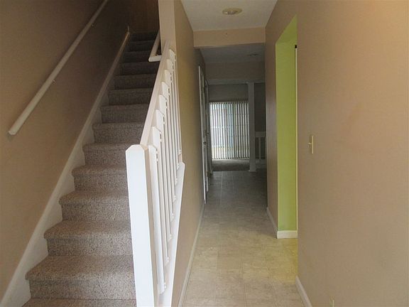 4th image of 4120 W Heritage Way