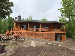 5192 Hiawatha Dr, Cheboygan, MI 49721