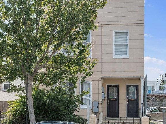 4th image of 2930-2914 San Bruno Ave
