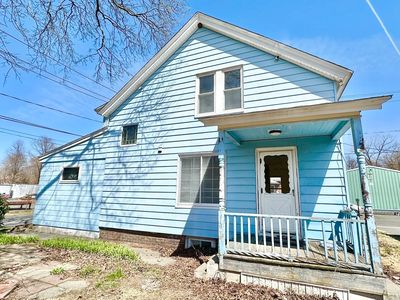 1284 Montgomery St, Chicopee, MA, 01013