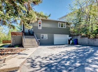 3604 W Parkhill St SW, Calgary, AB T2S 2Z6