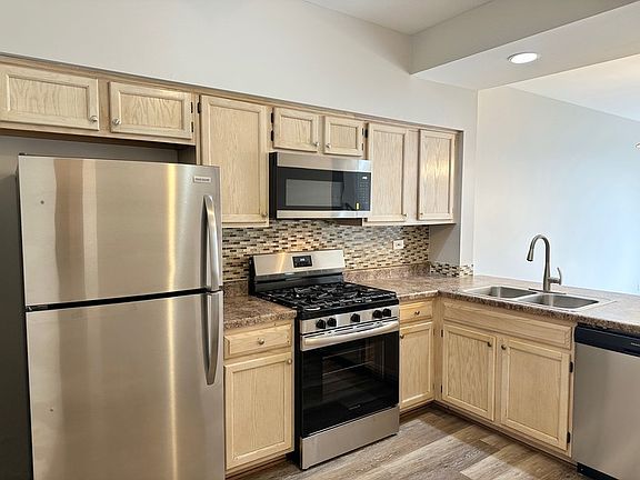 2nd image of 125 Capella Ct