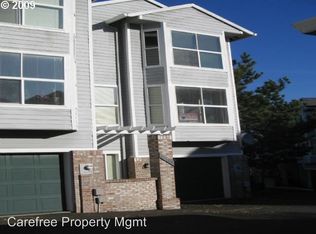 15760 SW Flagstone Dr, Beaverton, OR 97007