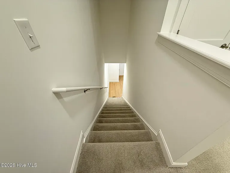 355 James St — Photo 17
