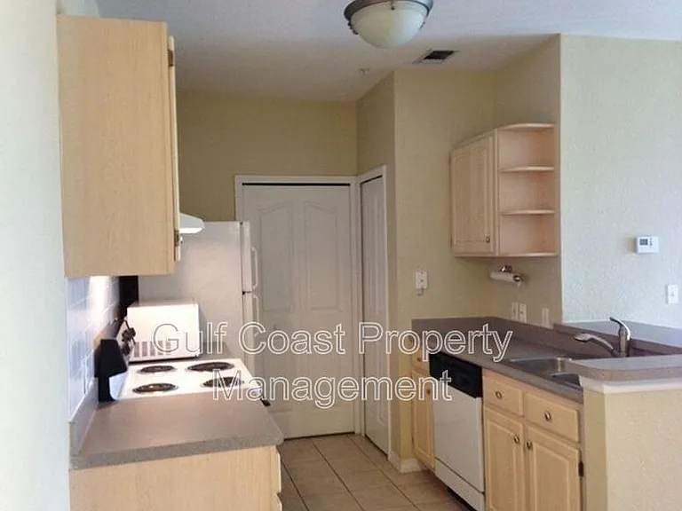 5521 Legacy Crescent Pl #201 — Photo 10