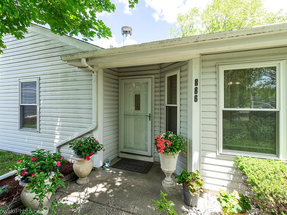 1st image of 886 Quincy Ct
