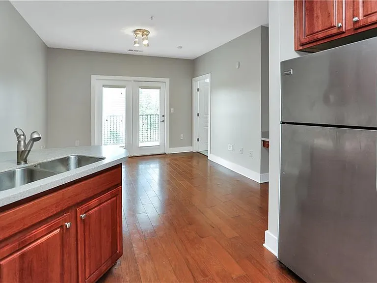 799 Hammond Dr #219 — Photo 13