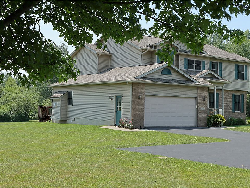 1st image of 7463 Beech Tree Ln #25