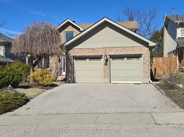 105 Ashton Rd, Newmarket, ON