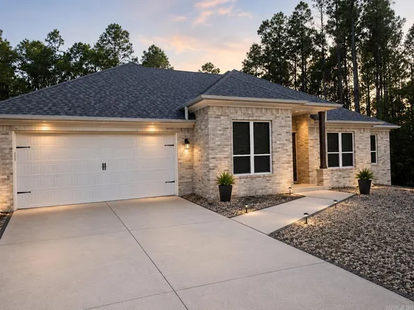 17 Vigoroso Lane Hot, Springs Village, AR 71909