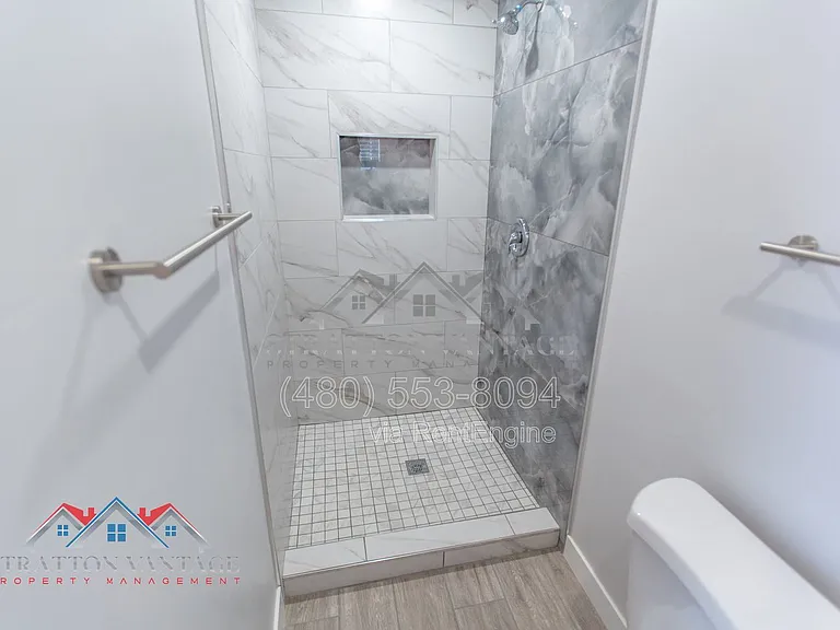 2912 W Butler Dr — Photo 30